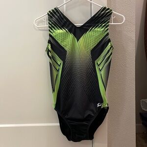 Girls gymnastics leotard